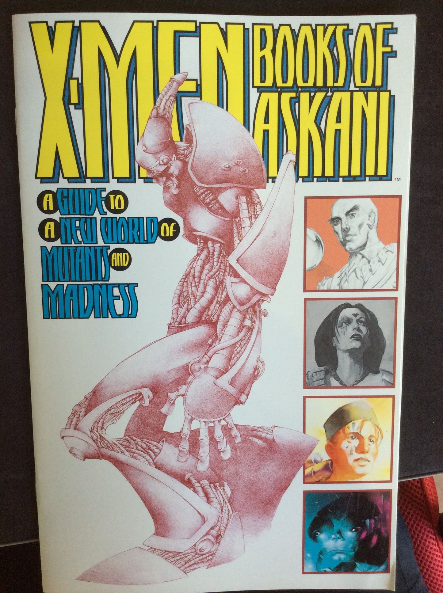 COMICS