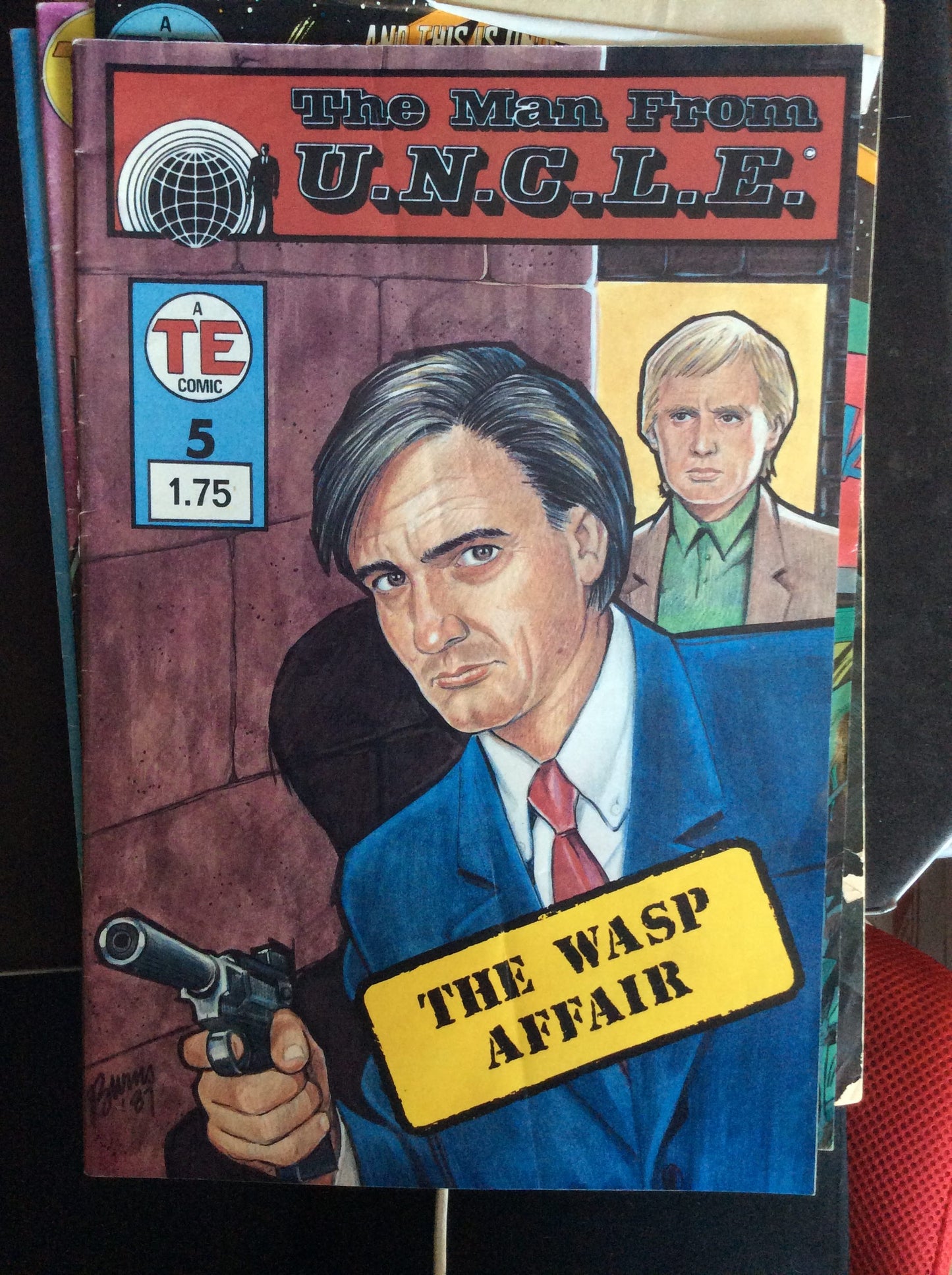 COMICS