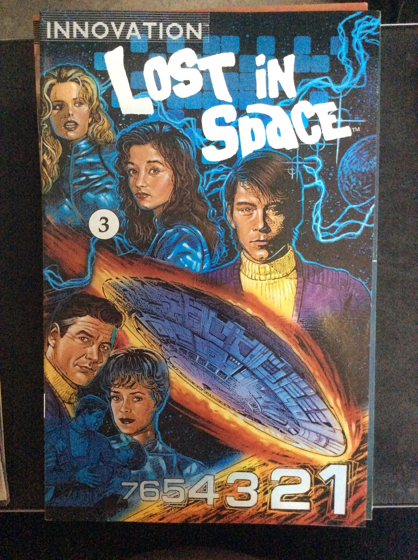 COMICS