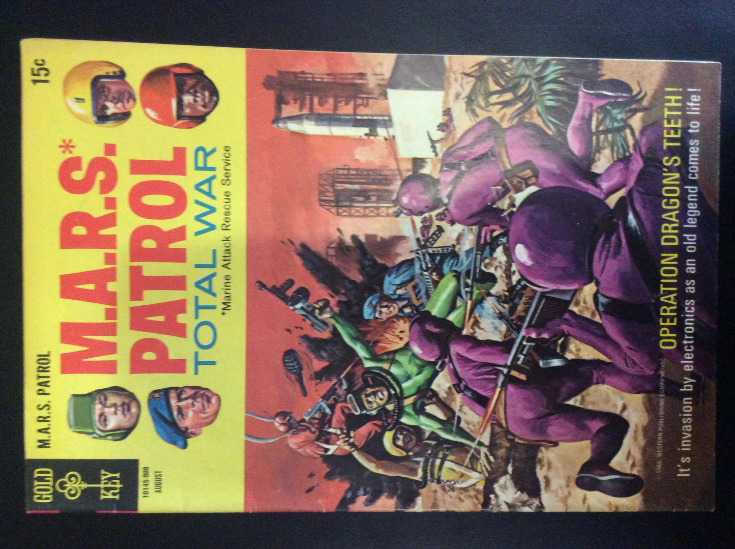 COMICS